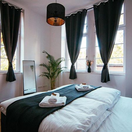 Oasis Appart - Wohnen Im Koenigspark - Elbhang Dresden - Grosse Terrasse - Netflix - Tg Bagian luar foto